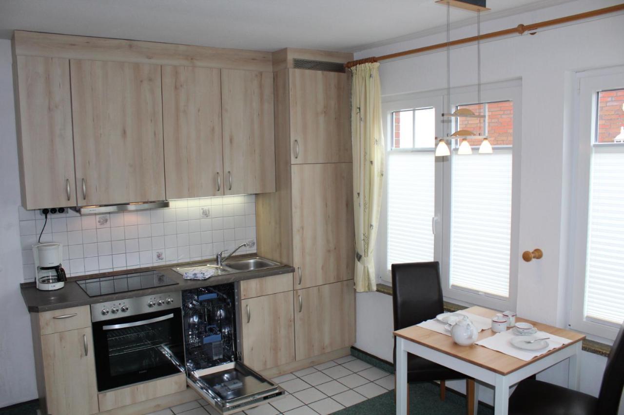Ferienwohnung Haus Anker Neuharlingersiel Exterior foto